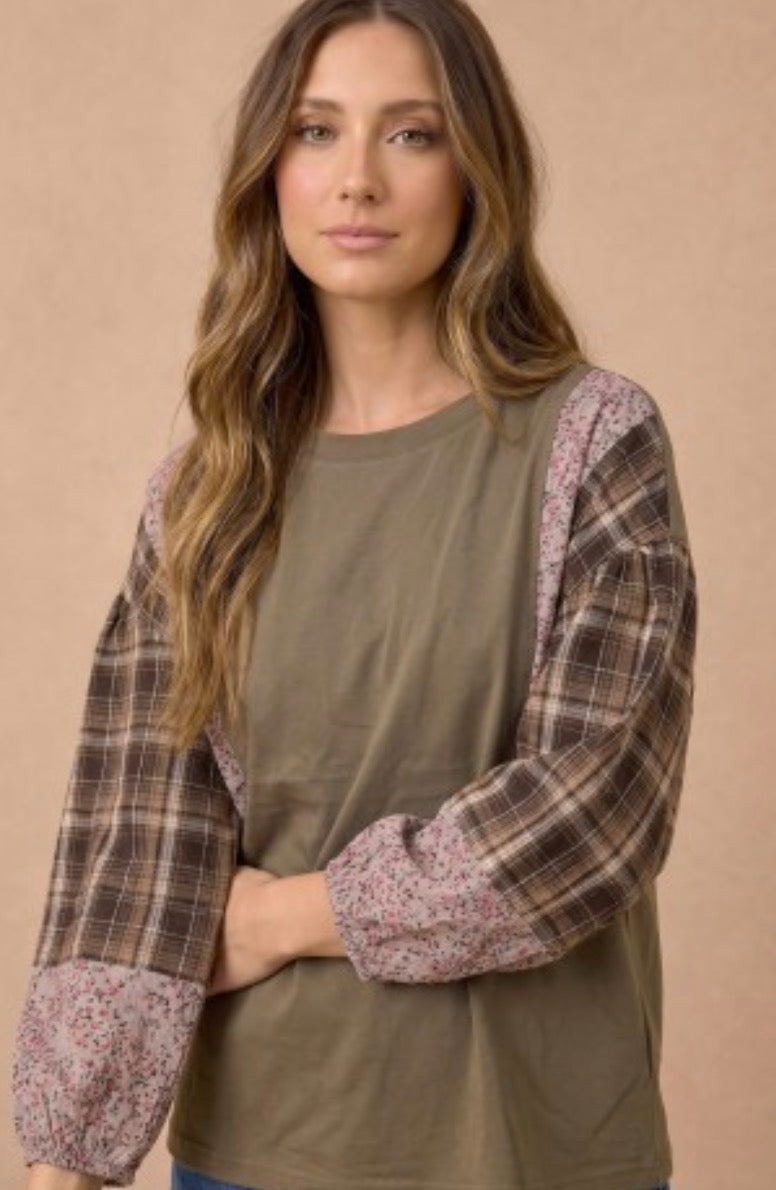 Oatmeal/Rust Plaid Sleeve Crewneck