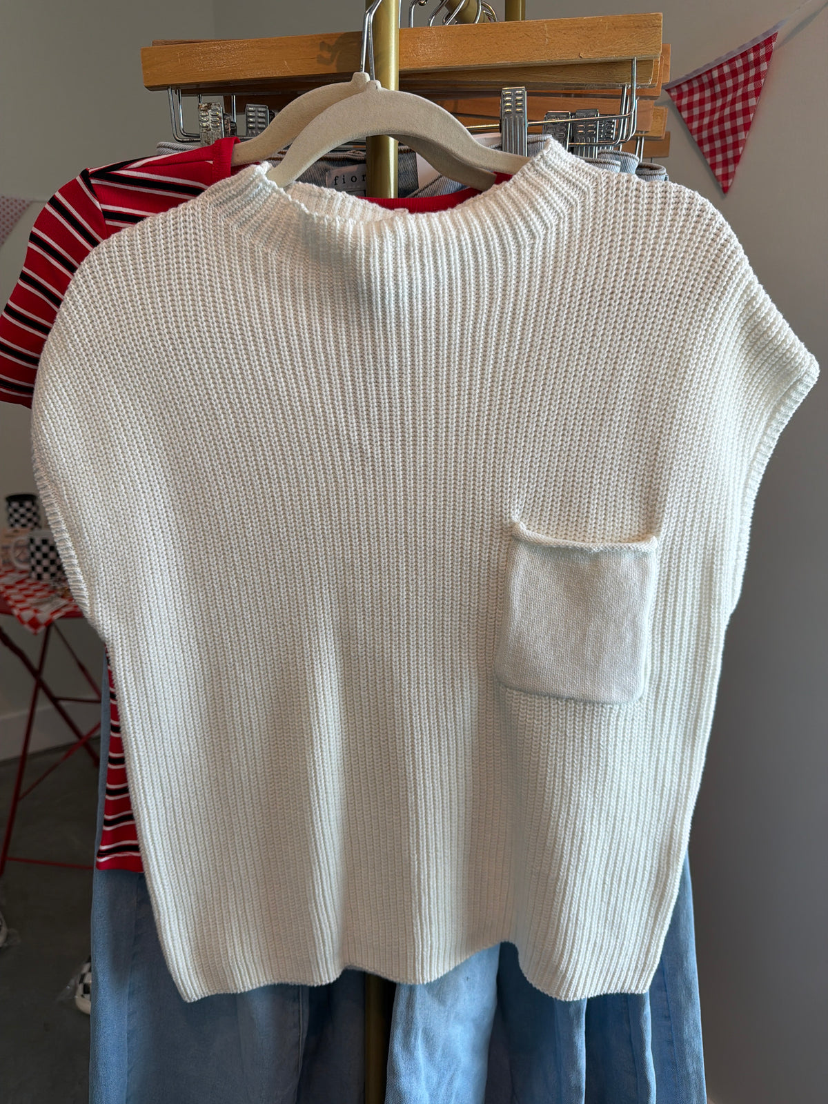 White Short Sleeve Knitted Sweater