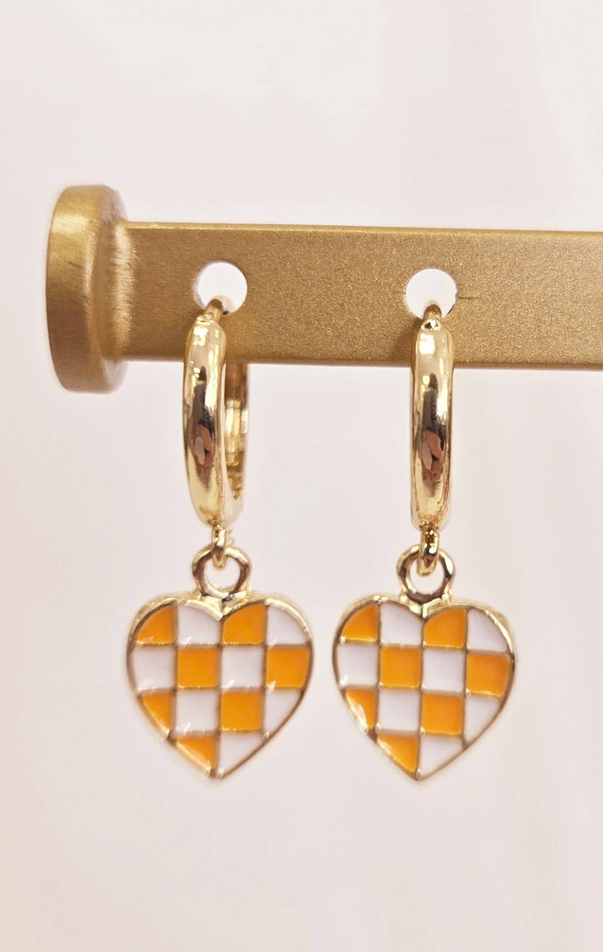 Checkered Heart Huggies: Black