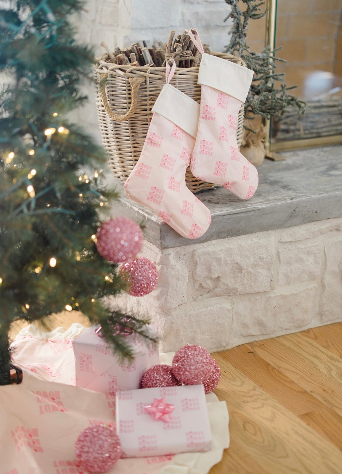 Pink Howdy Wrapping Paper