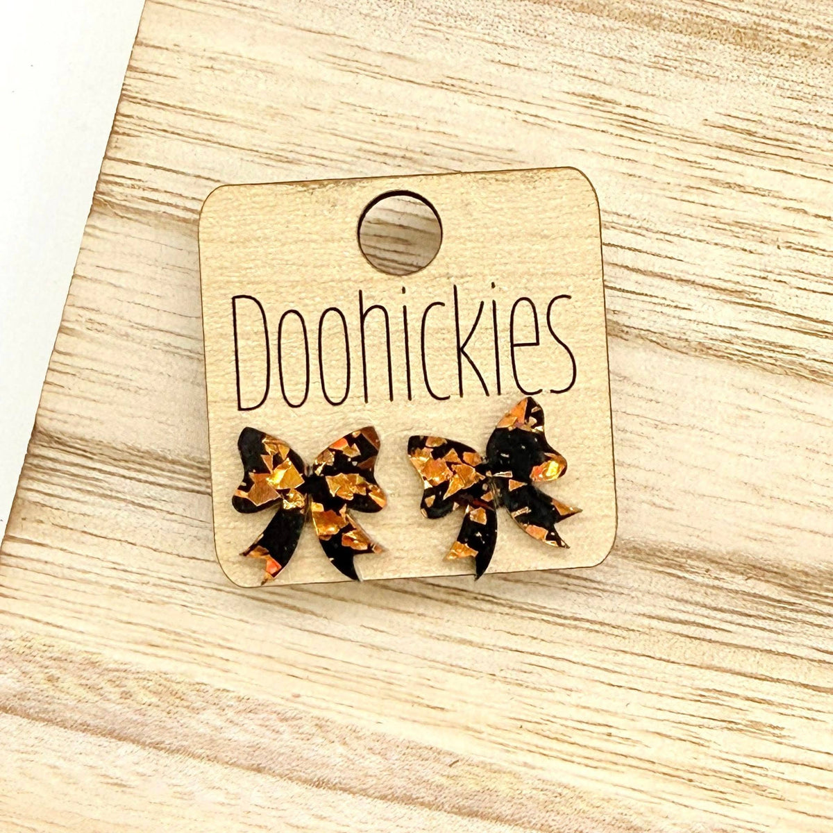 Spooky Studs - Acrylic Halloween Earrings: Solid Scaredy Cat